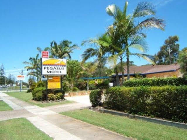 The Carmel Yamba Motel Buitenkant foto