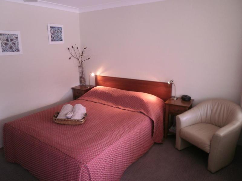 The Carmel Yamba Motel Buitenkant foto